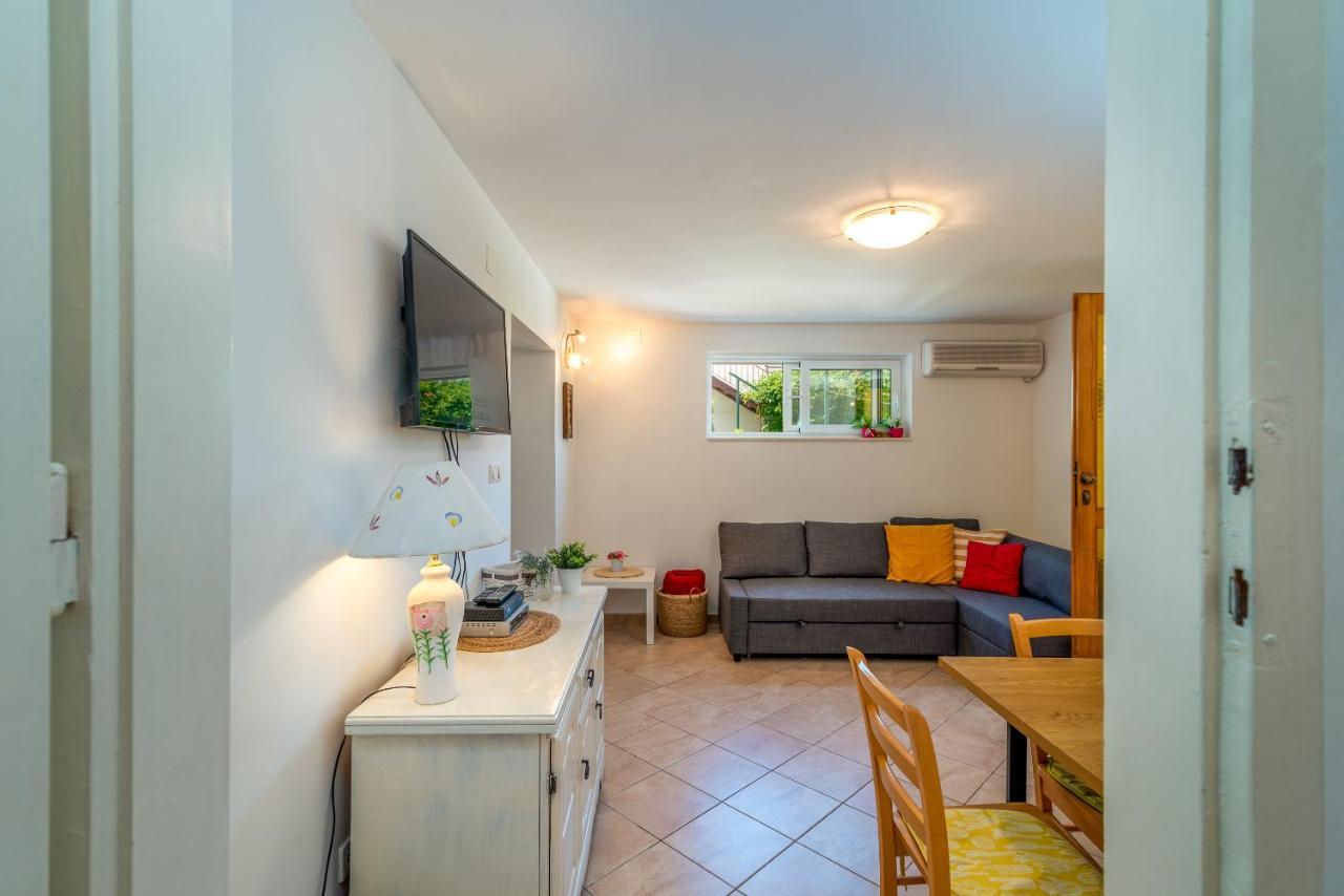 Apartment Hrabar Longo Trogir Bagian luar foto
