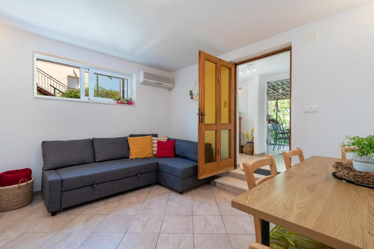 Apartment Hrabar Longo Trogir Bagian luar foto