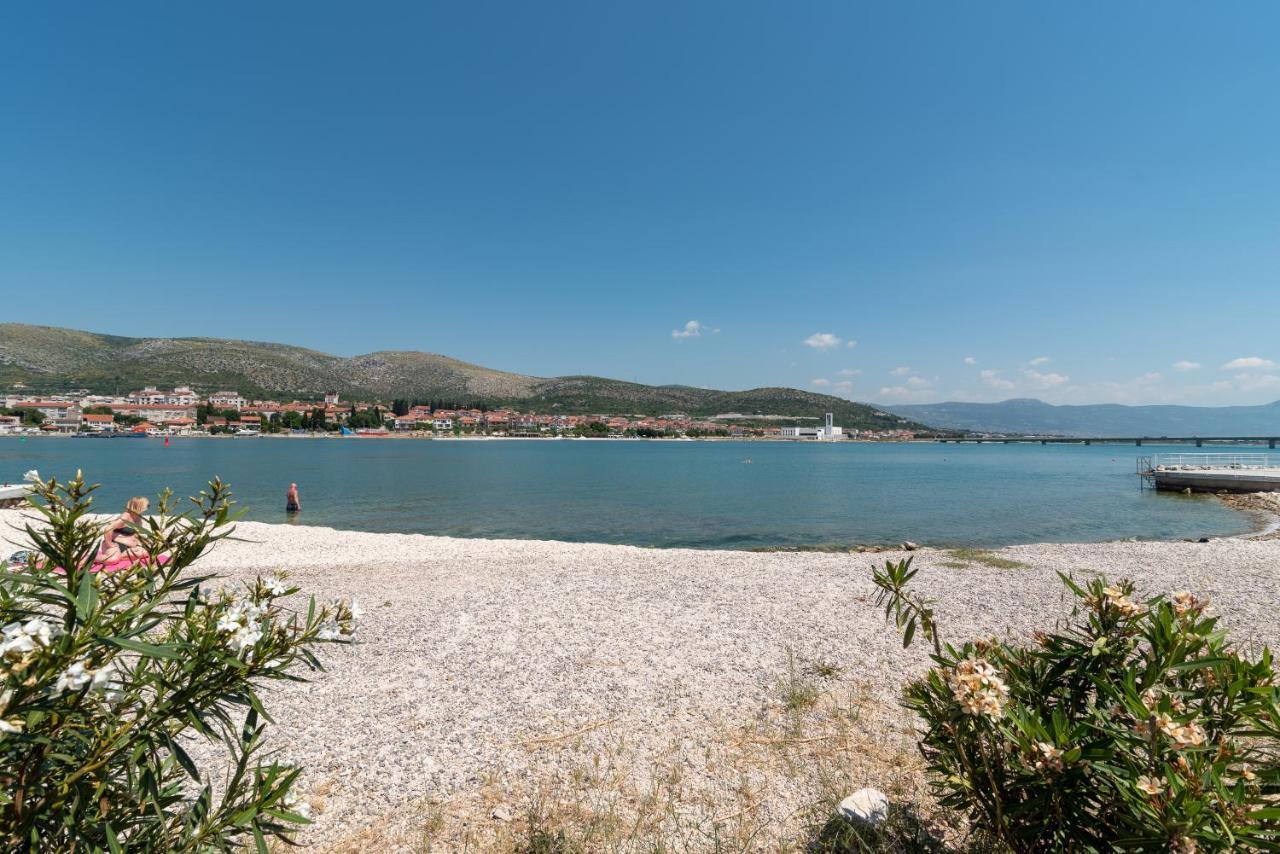Apartment Hrabar Longo Trogir Bagian luar foto