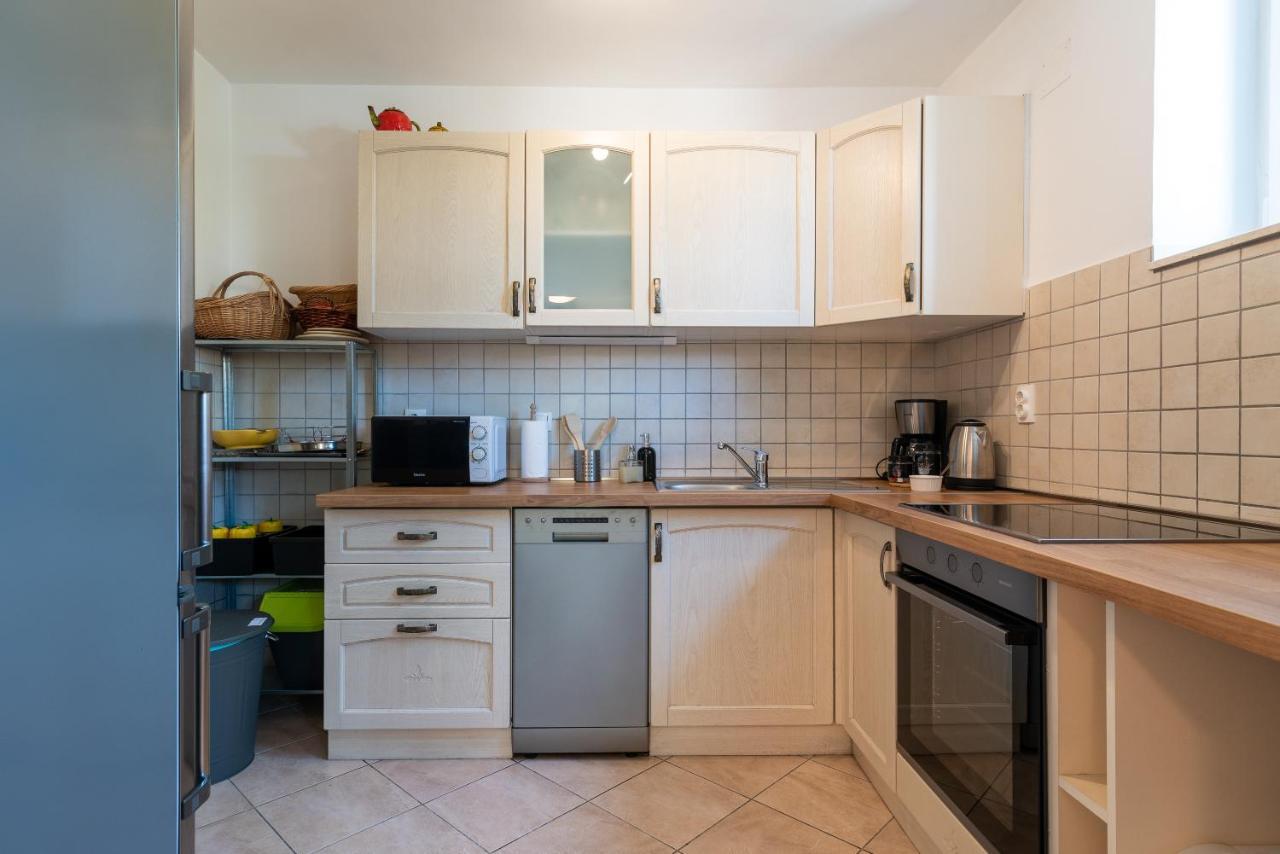 Apartment Hrabar Longo Trogir Bagian luar foto