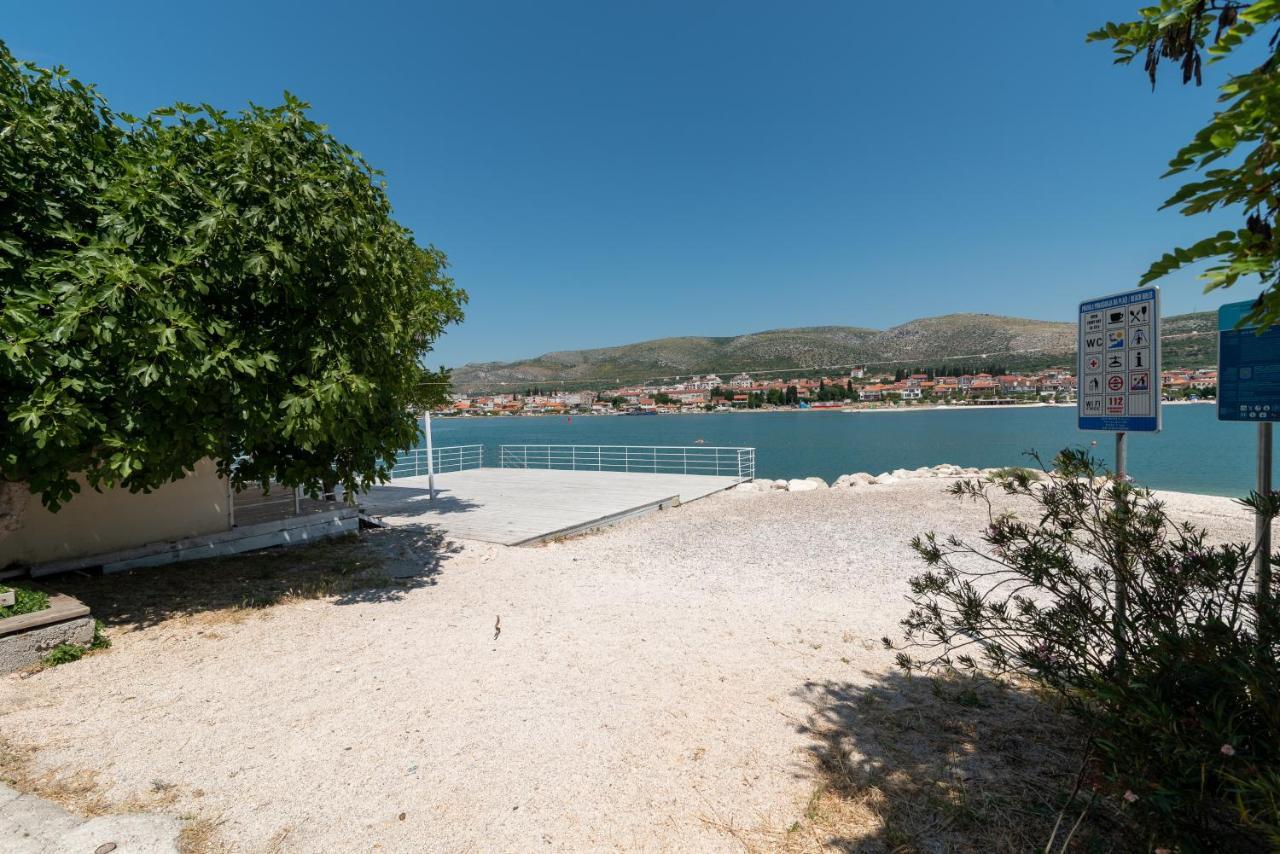 Apartment Hrabar Longo Trogir Bagian luar foto